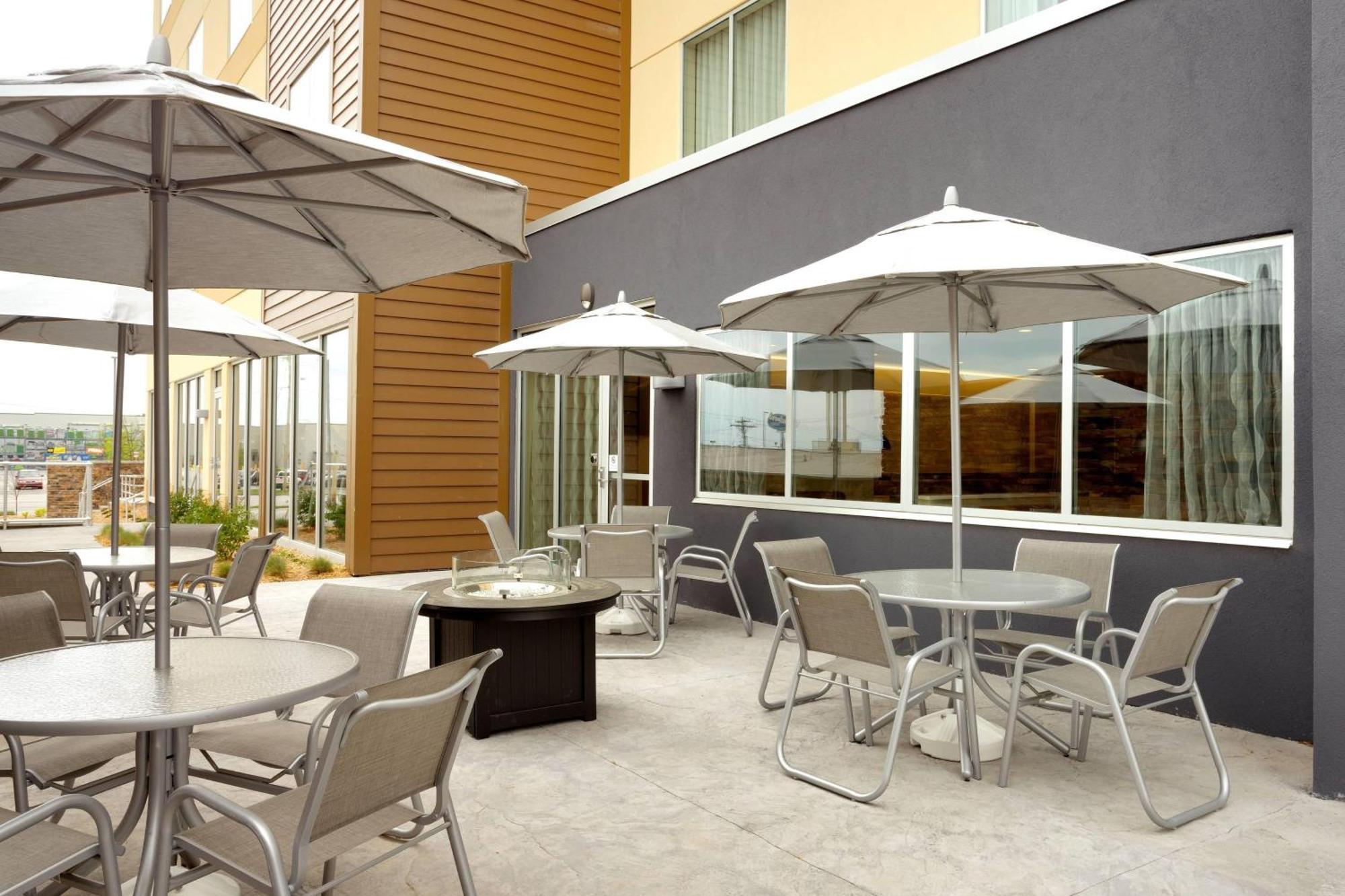 Fairfield Inn & Suites By Marriott Springfield North Eksteriør billede